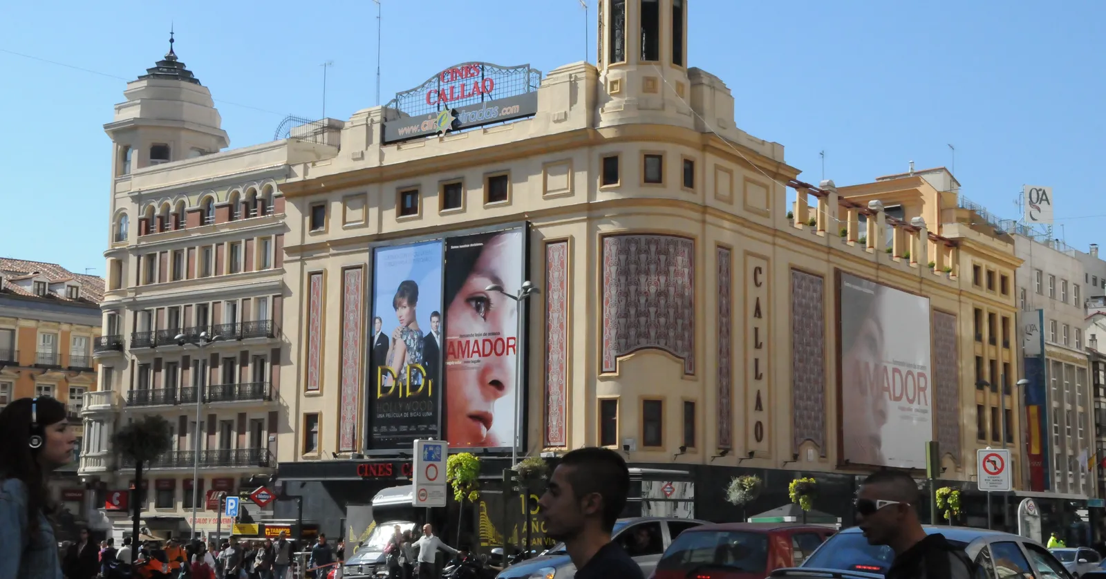 The Cine Callao building and busy traffic at Plaza del Callao in Madrid